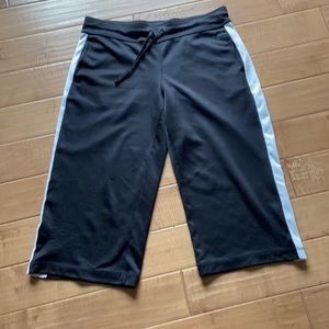 Woman’s capris sweatpants